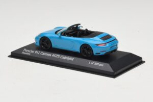 Porsche 911 991.1 Carrera 4 GTS Kabrió Kék Minichamps 1:43 410067332 Fém – 3. kép a 5-ből