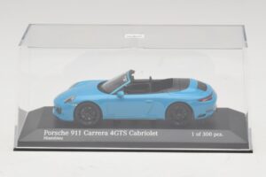 Porsche 911 991.1 Carrera 4 GTS Kabrió Kék Minichamps 1:43 410067332 Fém – 4. kép a 5-ből
