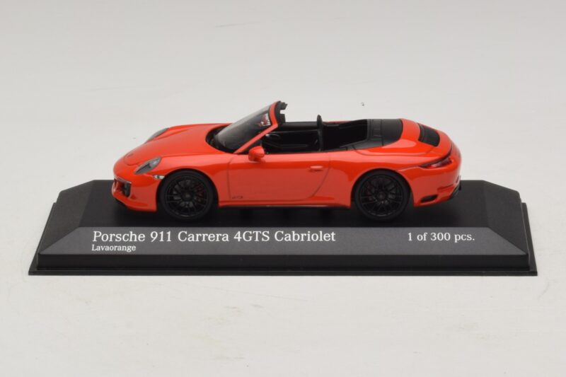 Porsche 911 991.1 Carrera 4 GTS Kabrió Narancssárga Minichamps 1:43 410067331 Fém