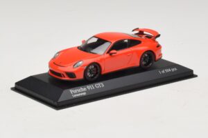 Porsche 911 991.1 GT3 Narancssárga Minichamps 1:43 410066024 Fém – 2. kép a 5-ből