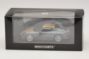 Porsche 911 991.1 R Szürke Minichamps 1:43 410066232 Fém – 5. kép a 5-ből