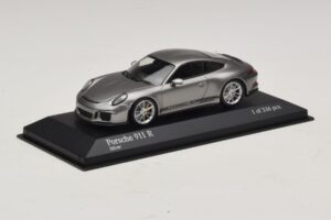 Porsche 911 991.1 R Ezüst Minichamps 1:43 410066224 Fém – 2. kép a 5-ből