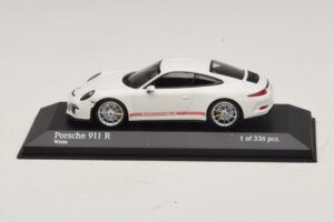 Porsche 911 991.1 R Fehér Minichamps 1:43 410066221 Fém