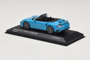 Porsche 911 991.1 Turbo S Kabrió Kék Minichamps 1:43 410067182 Fém – 3. kép a 5-ből