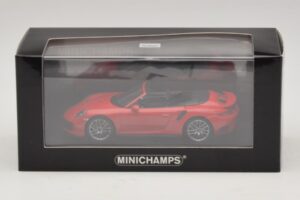 Porsche 911 991.1 Turbo S Kabrió Piros Minichamps 1:43 410067180 Fém – 5. kép a 5-ből