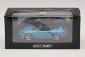 Porsche 911 991.2 Carrera 4 Kabrió Kék Minichamps 1:43 410067232 Fém – 5. kép a 5-ből