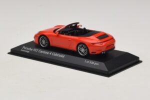 Porsche 911 991.2 Carrera 4 Kabrió Narancssárga Minichamps 1:43 410067231 Fém – 3. kép a 5-ből