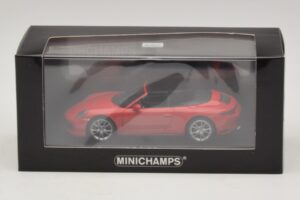 Porsche 911 991.2 Carrera 4 Kabrió Piros Minichamps 1:43 410067230 Fém – 5. kép a 5-ből