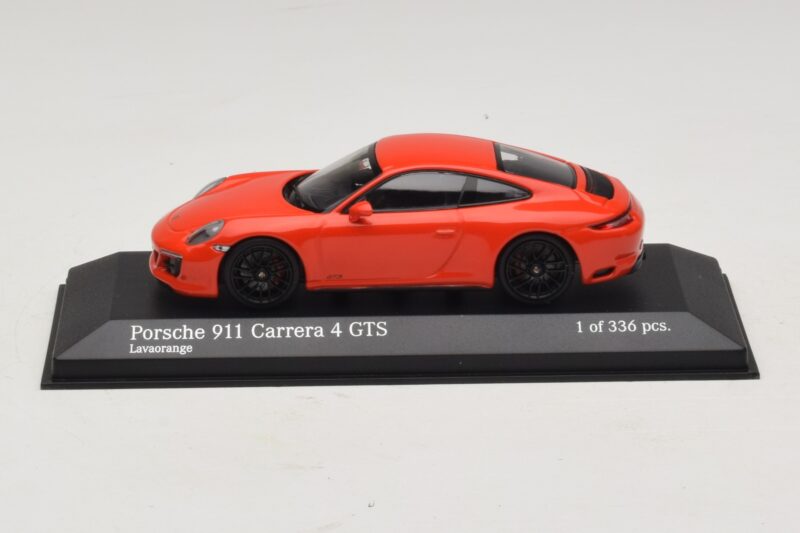 Porsche 911 991.2 Carrera 4 GTS Narancssárga Minichamps 1:43 Porsche 911 991.2 Carrera 4 GTS Narancssárga Minichamps 1:43 410067321 Fém