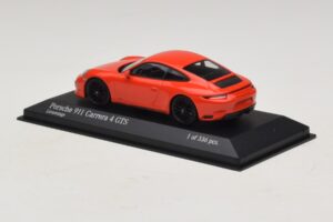 Porsche 911 991.2 Carrera 4 GTS Narancssárga Minichamps 1:43 410067321 Fém – 3. kép a 5-ből