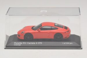 Porsche 911 991.2 Carrera 4 GTS Narancssárga Minichamps 1:43 410067321 Fém – 4. kép a 5-ből