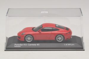 Porsche 911 991.2 Carrera 4S Piros Minichamps 1:43 410067240 Fém – 4. kép a 5-ből