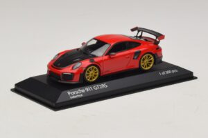 Porsche 911 991.2 GT2 RS Piros Minichamps 1:43 410067227 Fém – 2. kép a 5-ből