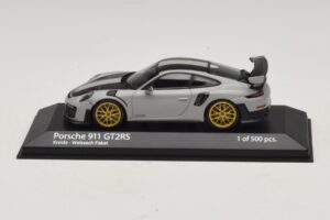Porsche 911 991.2 GT2 RS Weissach Package Chalk Minichamps 1:43 410067220 Fém