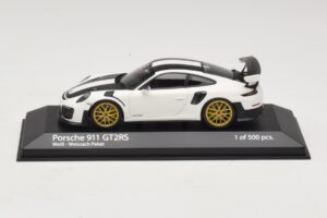 Porsche 911 991.2 GT2 RS Weissach Package Fehér Minichamps 1:43 410067222 Fém