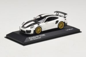 Porsche 911 991.2 GT2 RS Weissach Package Fehér Minichamps 1:43 410067222 Fém – 2. kép a 5-ből