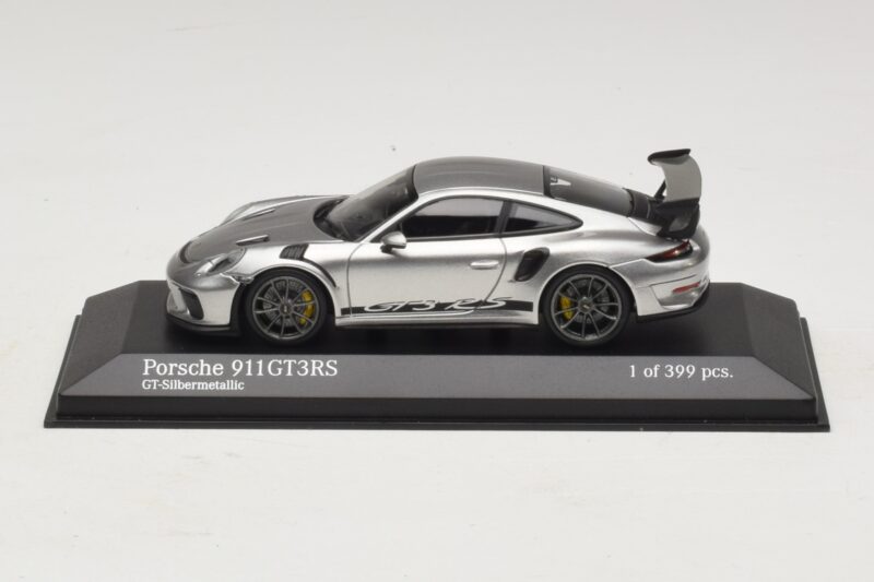 Porsche 911 991.2 GT3 RS Ezüst Minichamps 1:43 410067020 Fém