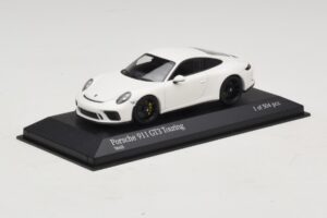 Porsche 911 991.2 GT3 Touring Fehér Minichamps 1:43 410067420 Fém – 2. kép a 5-ből