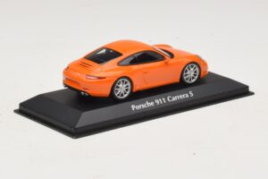 Porsche 911 991 Carrera S Narancssárga Maxichamps 1:43 940060221 Fém – 2. kép a 5-ből