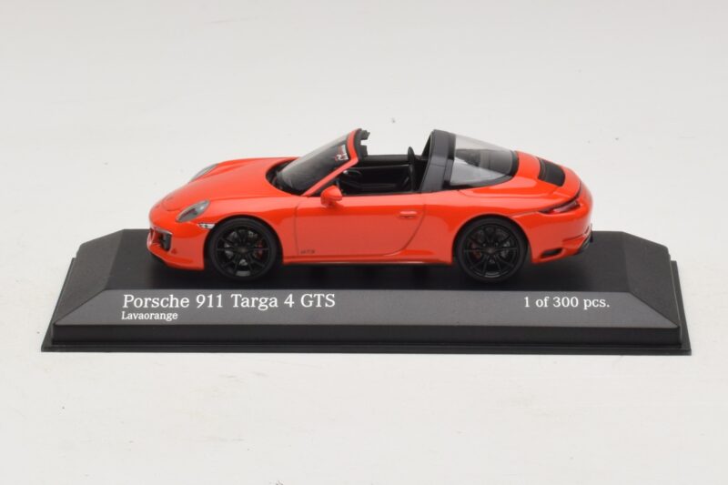 Porsche 911 991 Targa 4 GTS Narancssárga Minichamps 1:43 410067341 Fém