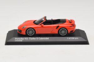 Porsche 911 991 Turbo S Kabrió Narancssárga Minichamps 1:43 410067181 Fém