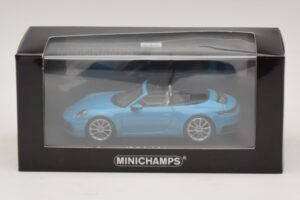 Porsche 911 992 Carrera 4S Kabrió Kék Minichamps 1:43 410069332 Fém – 5. kép a 5-ből