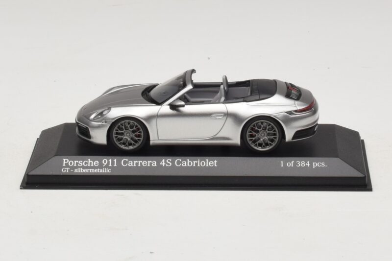Porsche 911 992 Carrera 4S Kabrió Ezüst Minichamps 1:43 Porsche 911 992 Carrera 4S Kabrió Ezüst Minichamps 1:43 410069330 Fém