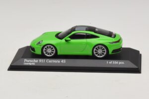 Porsche 911 992 Carrera 4S Zöld Minichamps 1:43 410069322 Fém