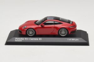 Porsche 911 992 Carrera 4S Piros Minichamps 1:43 410069321 Fém