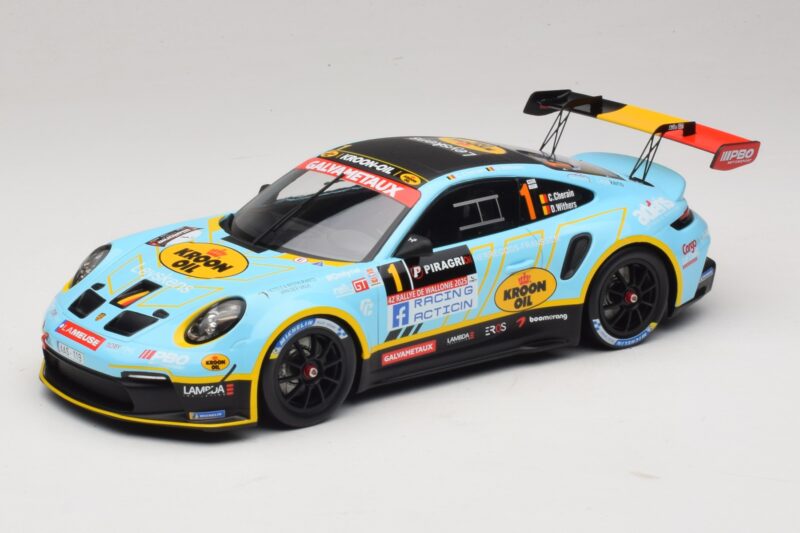 Porsche 911 992 Rally GT #1 C. Cherain / D. Withers Rallye de Wallonie 2025 IXO 1:18 18RMC254 Fém