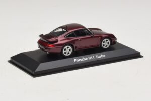 Porsche 911 993 Turbo Piros Metál Maxichamps 1:43 940069200 Fém – 2. kép a 5-ből