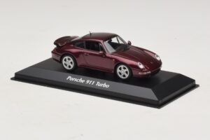 Porsche 911 993 Turbo Piros Metál Maxichamps 1:43 940069200 Fém – 3. kép a 5-ből