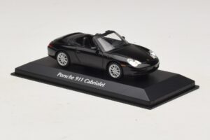 Porsche 911 996 Kabrió Fekete Metál Maxichamps 1:43 940061030 Fém – 3. kép a 5-ből