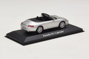 Porsche 911 996 Kabrió Ezüst Maxichamps 1:43 940061031 Fém – 2. kép a 5-ből