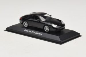 Porsche 911 996 Carrera Fekete Maxichamps 1:43 940061020 Fém – 3. kép a 5-ből