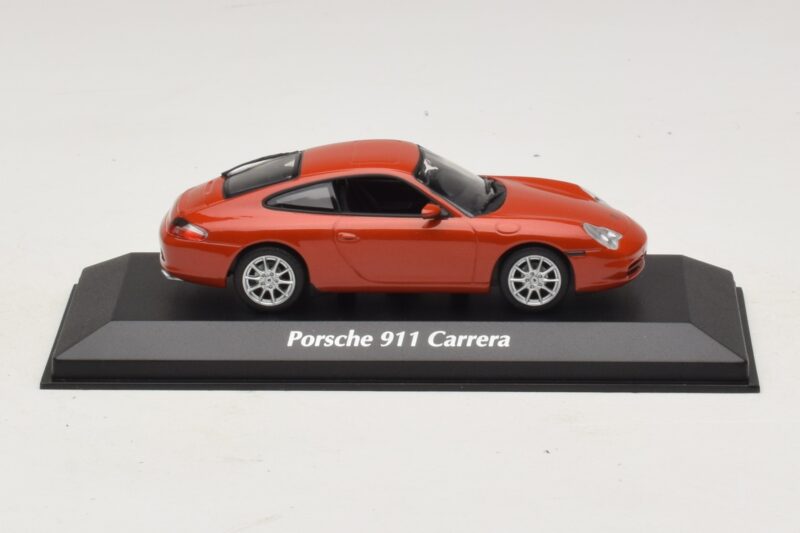 Porsche 911 996 Carrera Orange Metallic Maxichamps 1:43 940061021 Fém