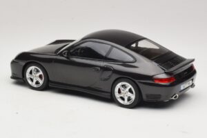 Porsche 911 996 Turbo Fekete Metál KK-Scale 1:18 KKDC181472 Fém – 5. kép a 6-ből