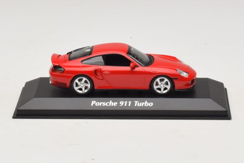 Porsche 911 996 Turbo Piros Maxichamps 1:43 Porsche 911 996 Turbo Piros Maxichamps 1:43 940069300 Fém