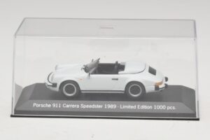 Porsche 911 G-Series Carrera Speedster Fehér Limitált Kiadás Minichamps 1:43 MAP02002608 Fém – 4. kép a 5-ből