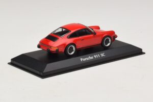 Porsche 911 SC Piros Maxichamps 1:43 940062021 Fém – 2. kép a 5-ből