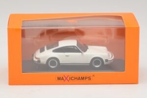 Porsche 911 SC Fehér Maxichamps 1:43 940062020 Fém – 5. kép a 5-ből
