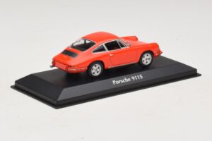 Porsche 911S Narancs Maxichamps 1:43 940067120 Fém – 2. kép a 5-ből