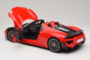 Porsche 918 Spyder Weissach Package Guards Red AUTOart 1:12 12122 Fém – 5. kép a 8-ből