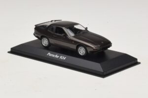 Porsche 924 Barna Metál Maxichamps 1:43 940062121 Fém – 3. kép a 5-ből