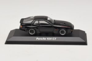 Porsche 924 GT Fekete Maxichamps 1:43 940066124 Fém