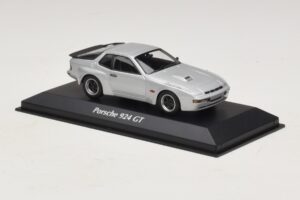Porsche 924 GT Ezüst Maxichamps 1:43 940066122 Fém – 3. kép a 5-ből