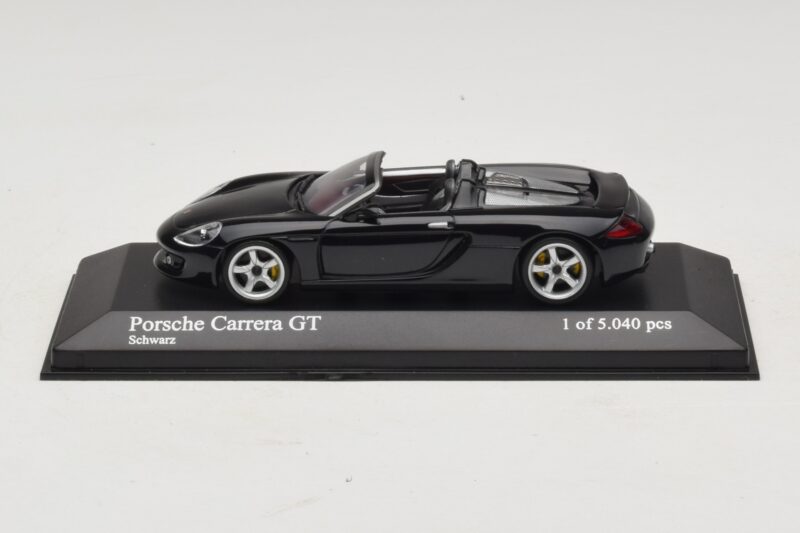 Porsche Carrera GT Fekete Minichamps 1:43 430060230 Fém
