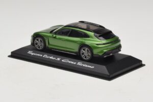 Porsche Taycan Turbo S Cross Turismo Zöld Minichamps 1:43 WAP0207830M003 Fém – 3. kép a 5-ből