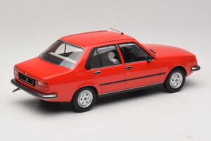 Renault 18 Piros MCG 1:18 MCG18595 Fém – 2. kép a 6-ből