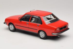 Renault 18 Piros MCG 1:18 MCG18595 Fém – 5. kép a 6-ből